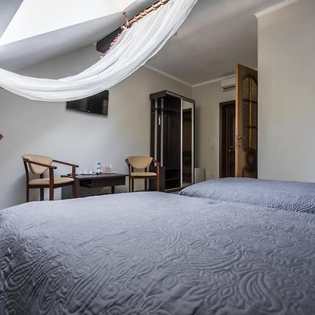 Inn Okolitsya Prociv Kültér fotó