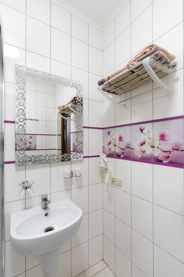Inn Okolitsya Prociv Kültér fotó